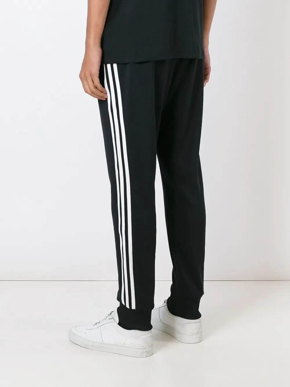Спортивные штаны с манжетами "Суперзвезда" Adidas, черный — фото 4