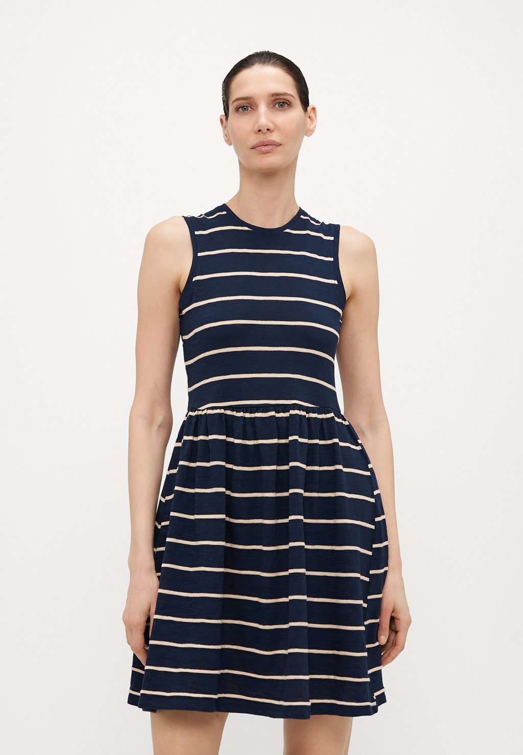 

Платье из джерси ONLSUMMER O NECK DRESS ONLY Tall, темно-синий