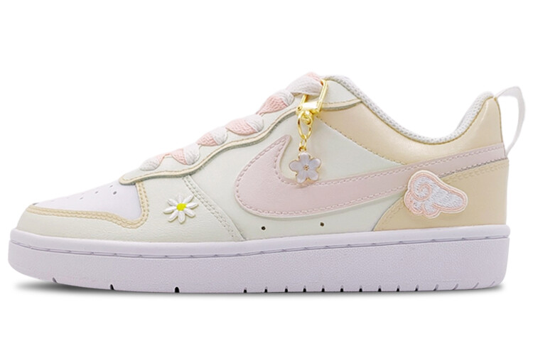 

Женские кроссовки для скейтбординга Nike Court Borough Low, Off-white