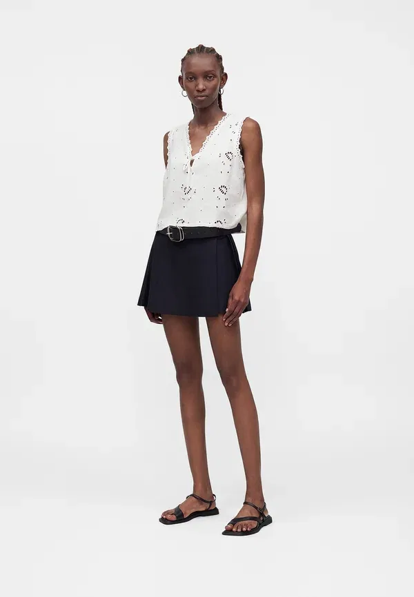 Топ с вышивкой и завязками спереди Gap, new off white, новый цвет слоновой кости — фото 2