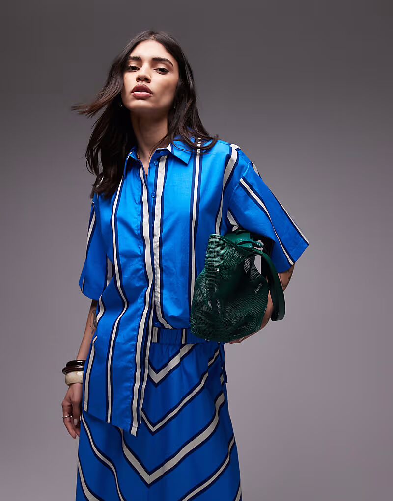 

Рубашка Topshop coord из поплина для отдыха в смелую синюю и слоновую полоску