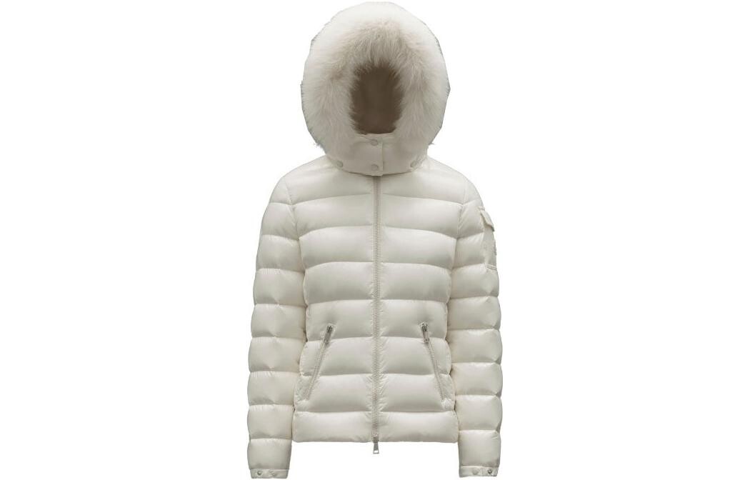 

Пуховик женский белый Moncler