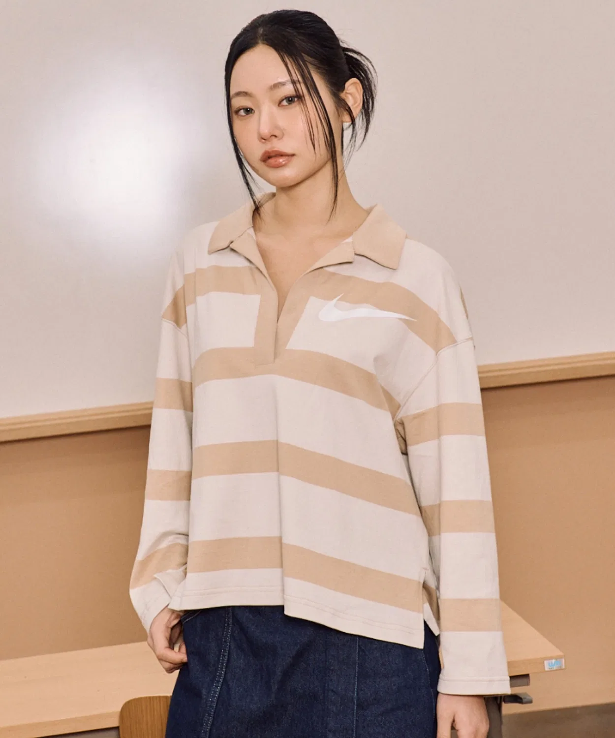 Футболка Nike Sportswear Oversized Top Light Bone — фото 2