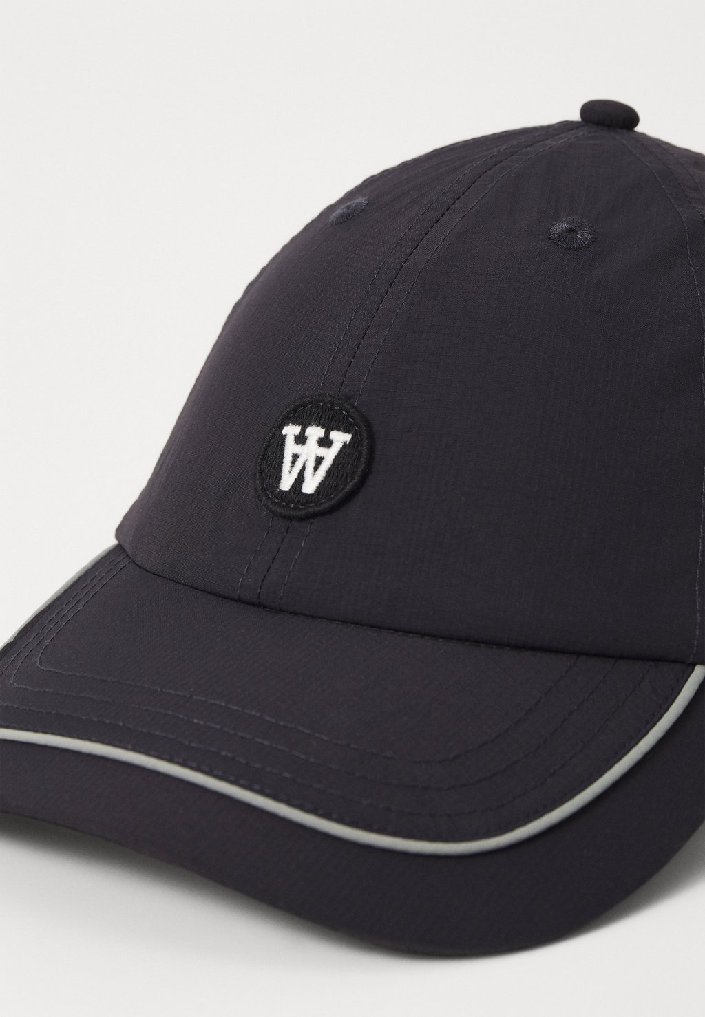 

Бейсболка ELI BADGE CAP UNISEX Double A by Wood Wood, темно-серый