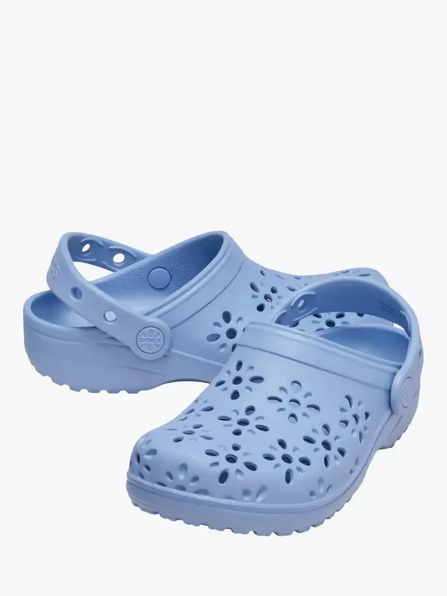 Детские классические сабо с цветочным принтом, цвет Голубая дымка Crocs — фото 4