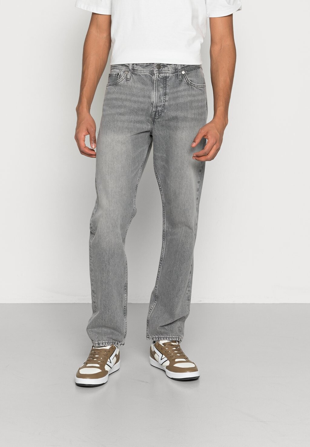 

Джинсы прямого кроя Jack & Jones JJICHRIS JJORIGINAL, цвет Grey Denim