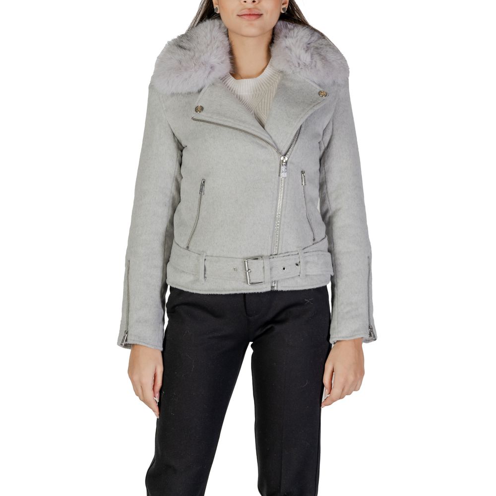 

Куртка и пальто из серого полиэстера GUESS