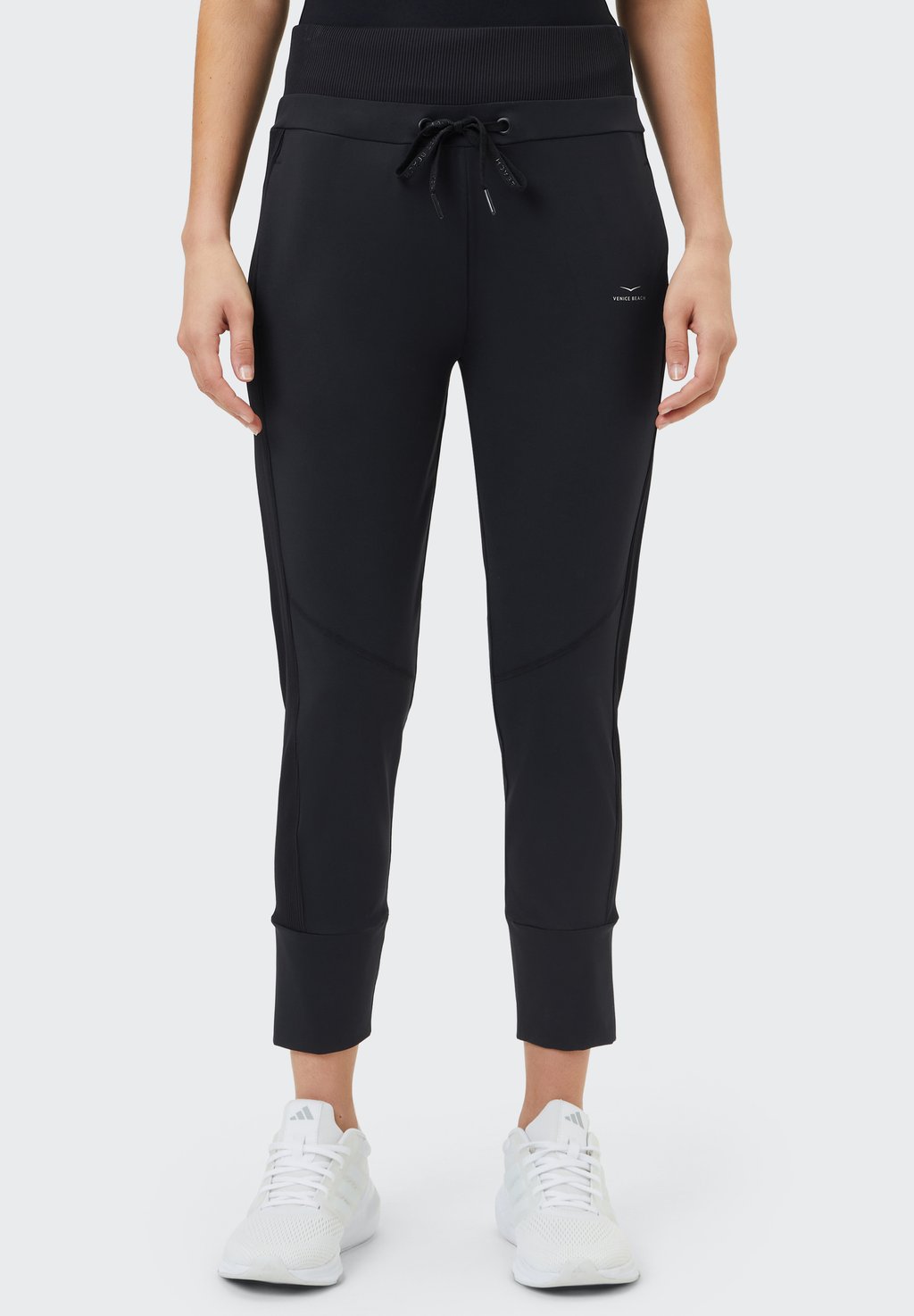 

Спортивные штаны KRISTIN Venice Beach, черный