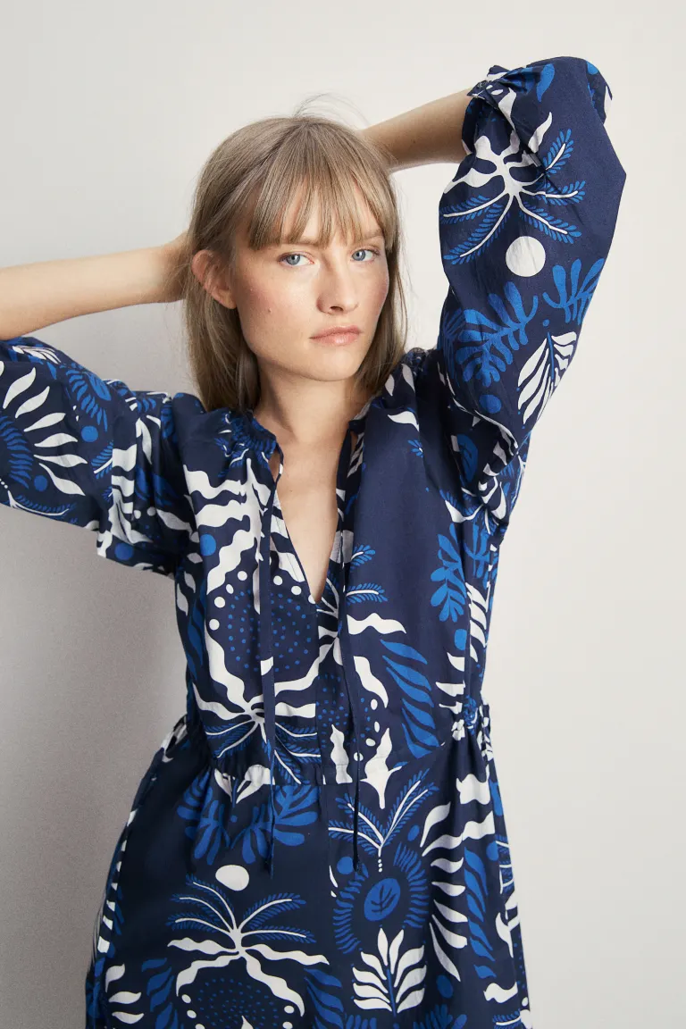 

Хлопковое платье с завязками H&M, синий