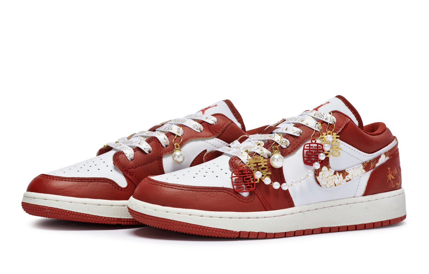 Кроссовки Air Jordan 1 Vintage Basketball Shoes Women's Low-top Gold, золотой — фото 3