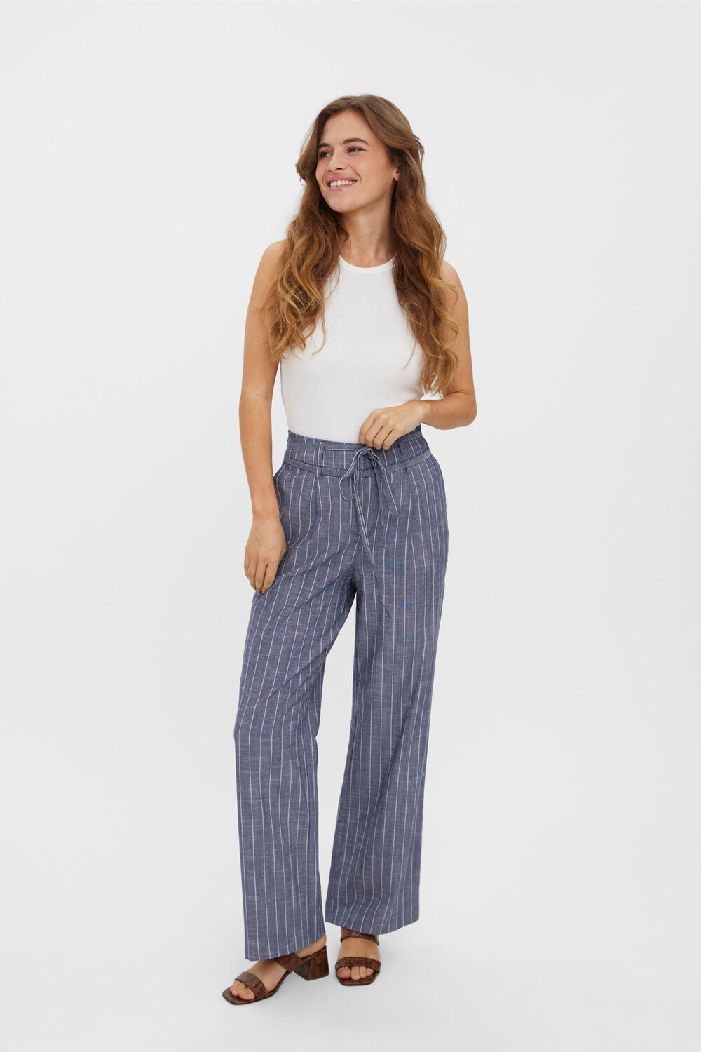 

Для женщин/девочек темно-синий пиджак 34 Vero Moda, темно-синий