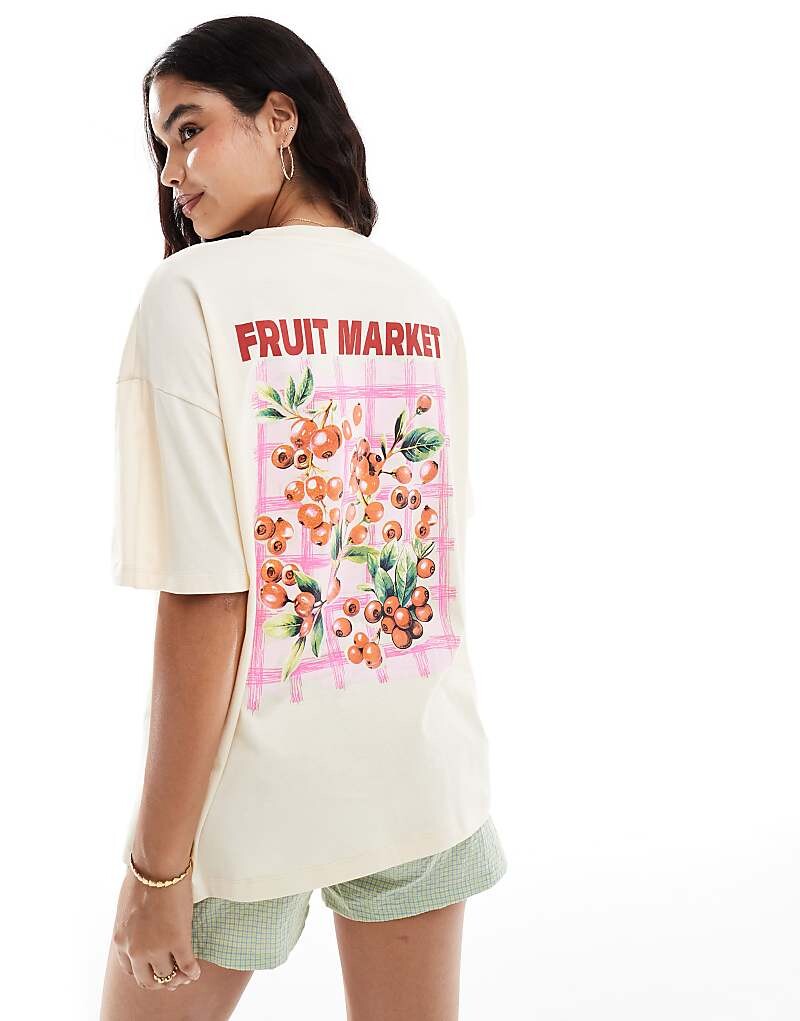 

ASOS DESIGN – футболка оверсайз цвета экрю с графикой в ​​виде фруктов
