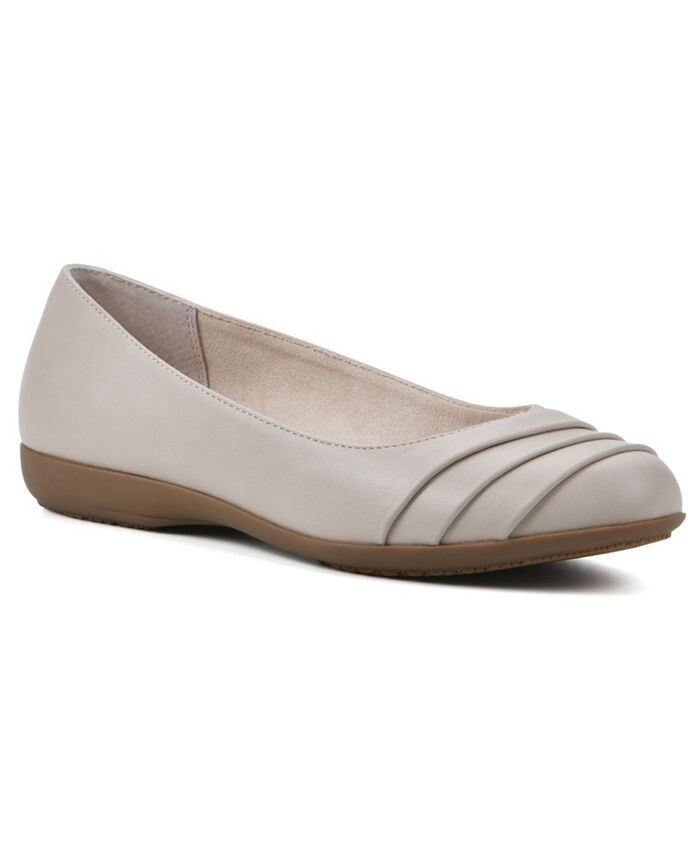 

Женские балетки Clara Cliffs by White Mountain, цвет Natural, Burnished, Smooth