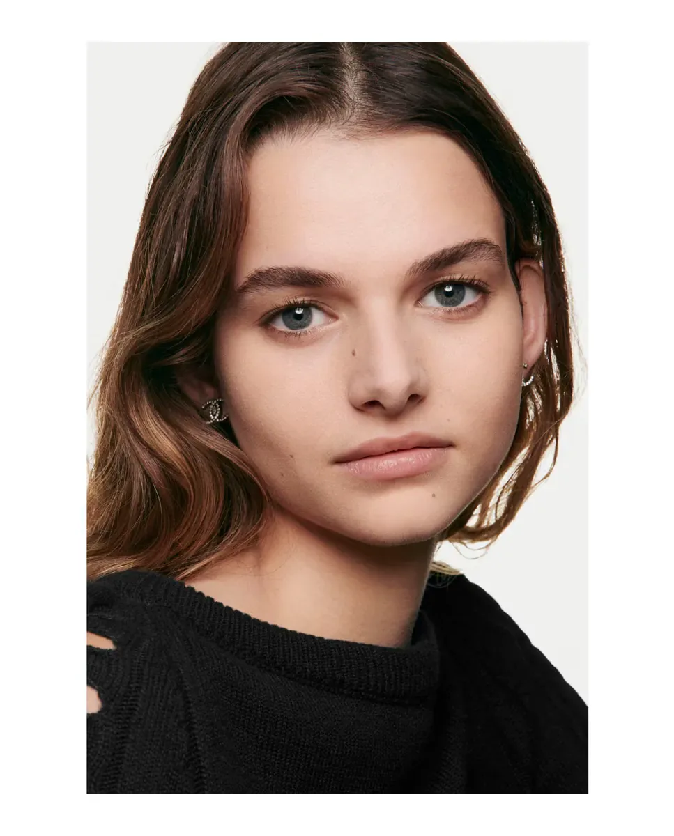 Les Beiges Пудра для естественного сияния B20 12 г Chanel — фото 4