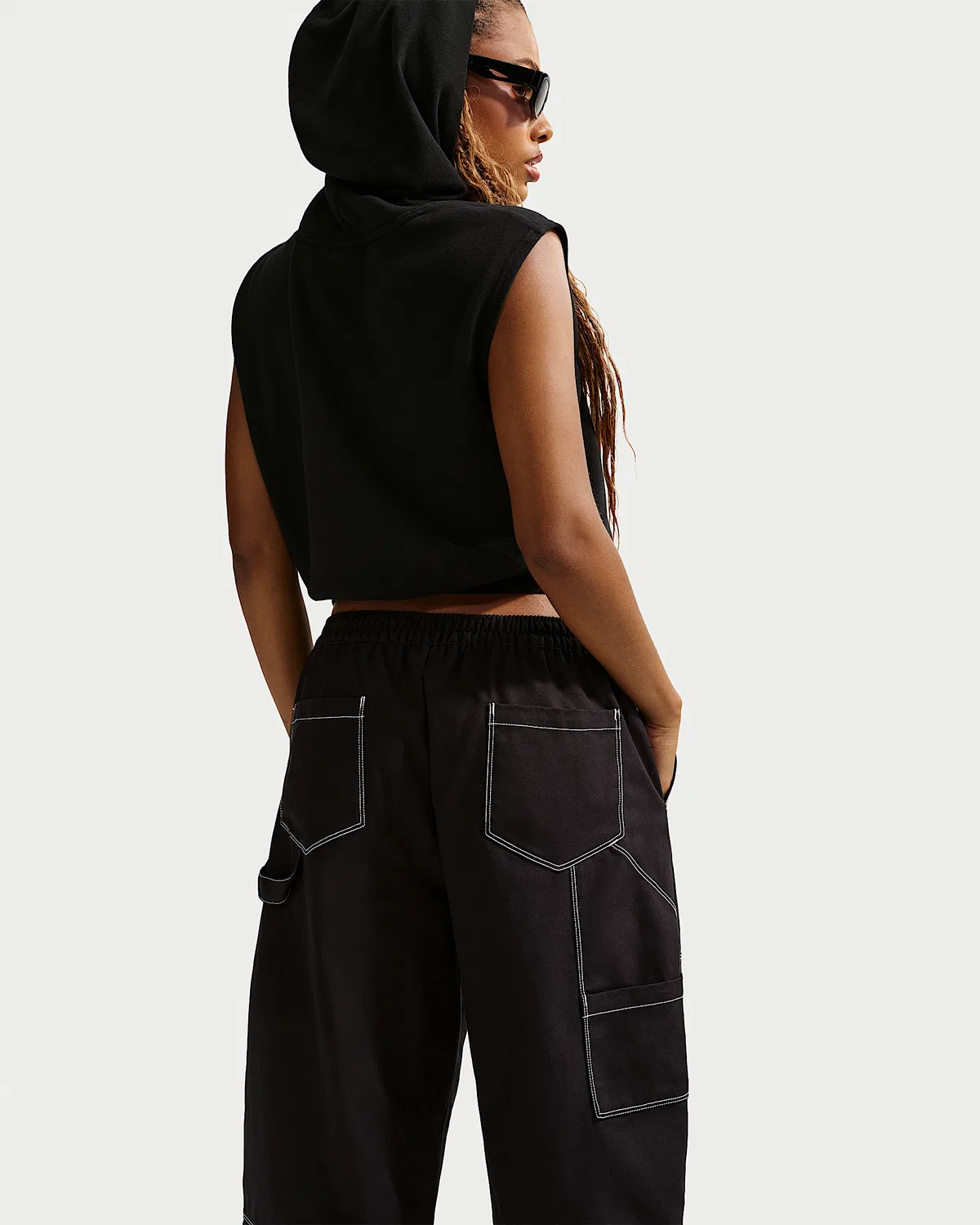 Женские свободные карго-штаны с низкой посадкой Nike Sportswear, Black/Black Oxidized/Black — фото 4