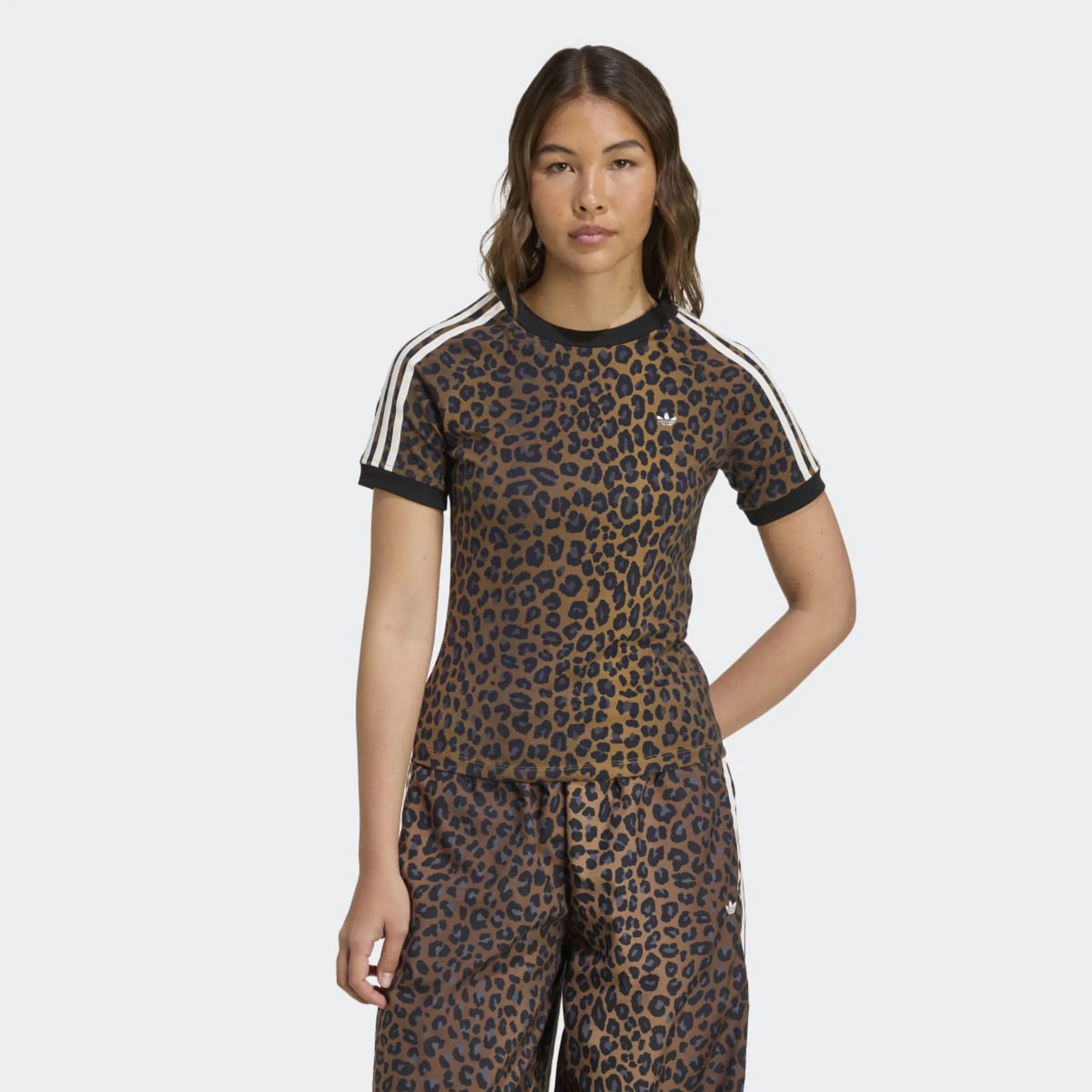 

Женская футболка Leopard Cali adidas Originals, цвет Estampado