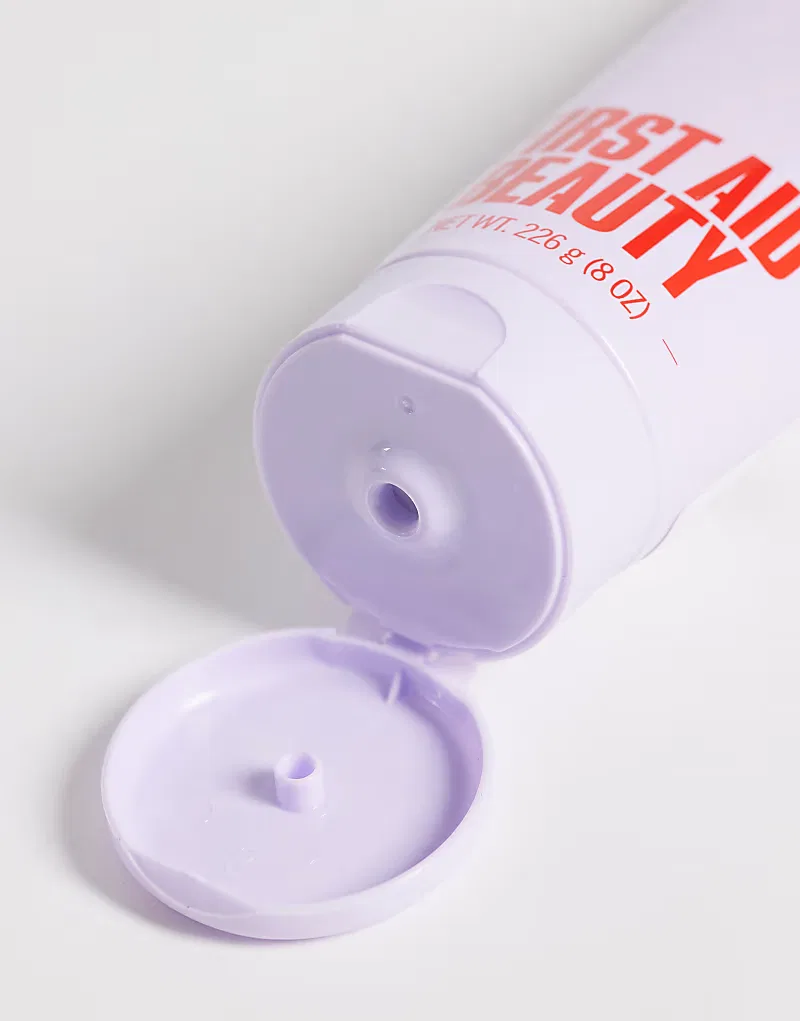 Скраб для тела First Aid Beauty KP Bump Eraser Body Scrub OG, 226 г — фото 3