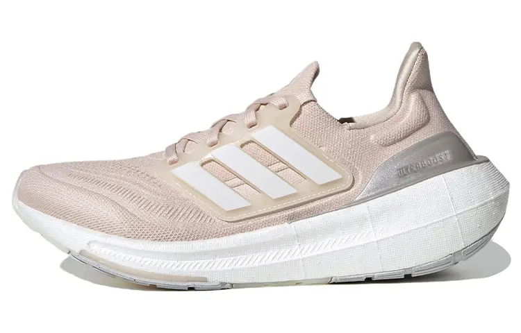 

Adidas Ultraboost Легкие кроссовки женские