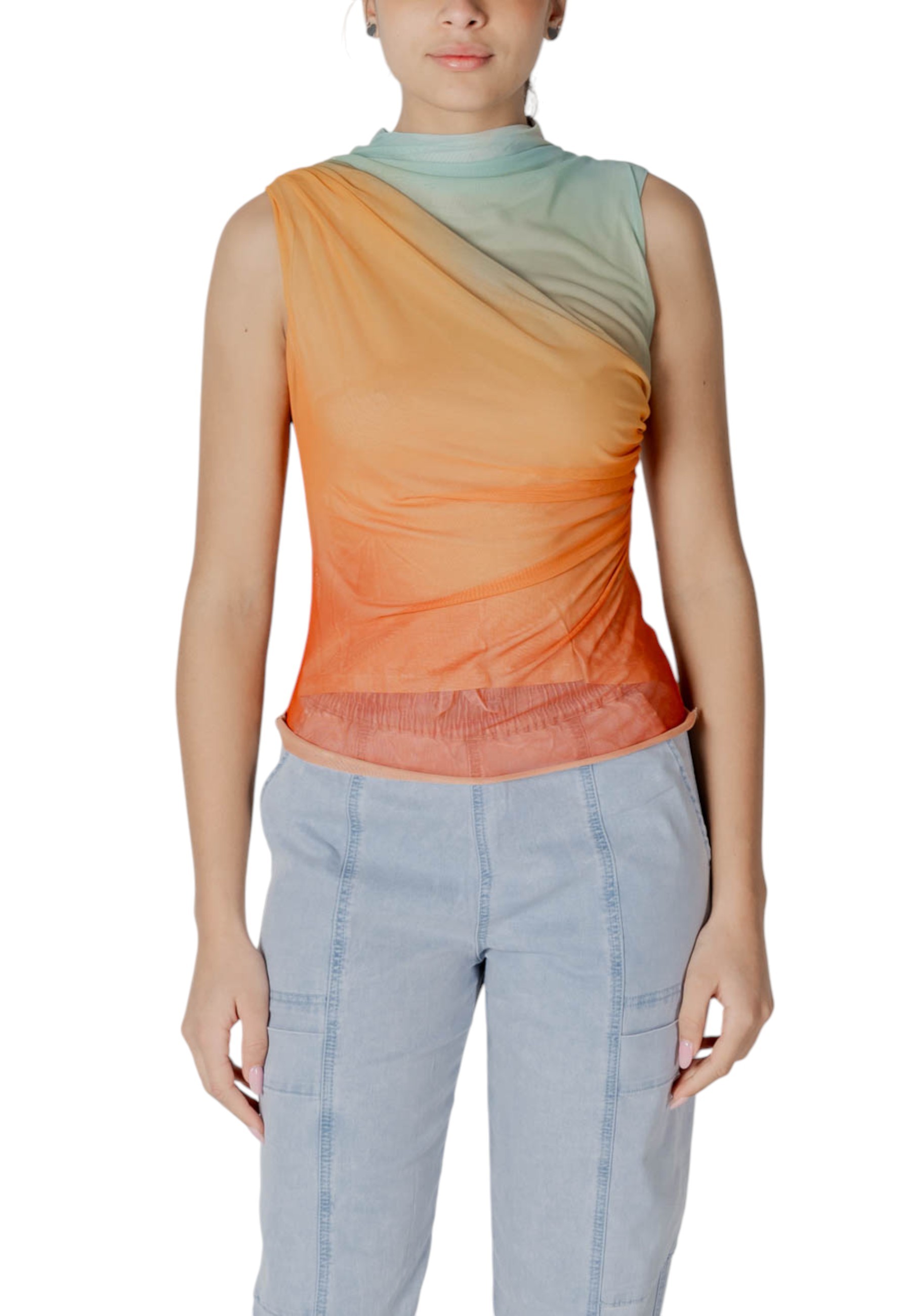 

Топы Desigual