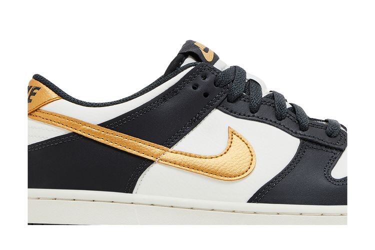 Кроссовки Nike Dunk Low GS Anthracite Metallic Gold, черный — фото 2