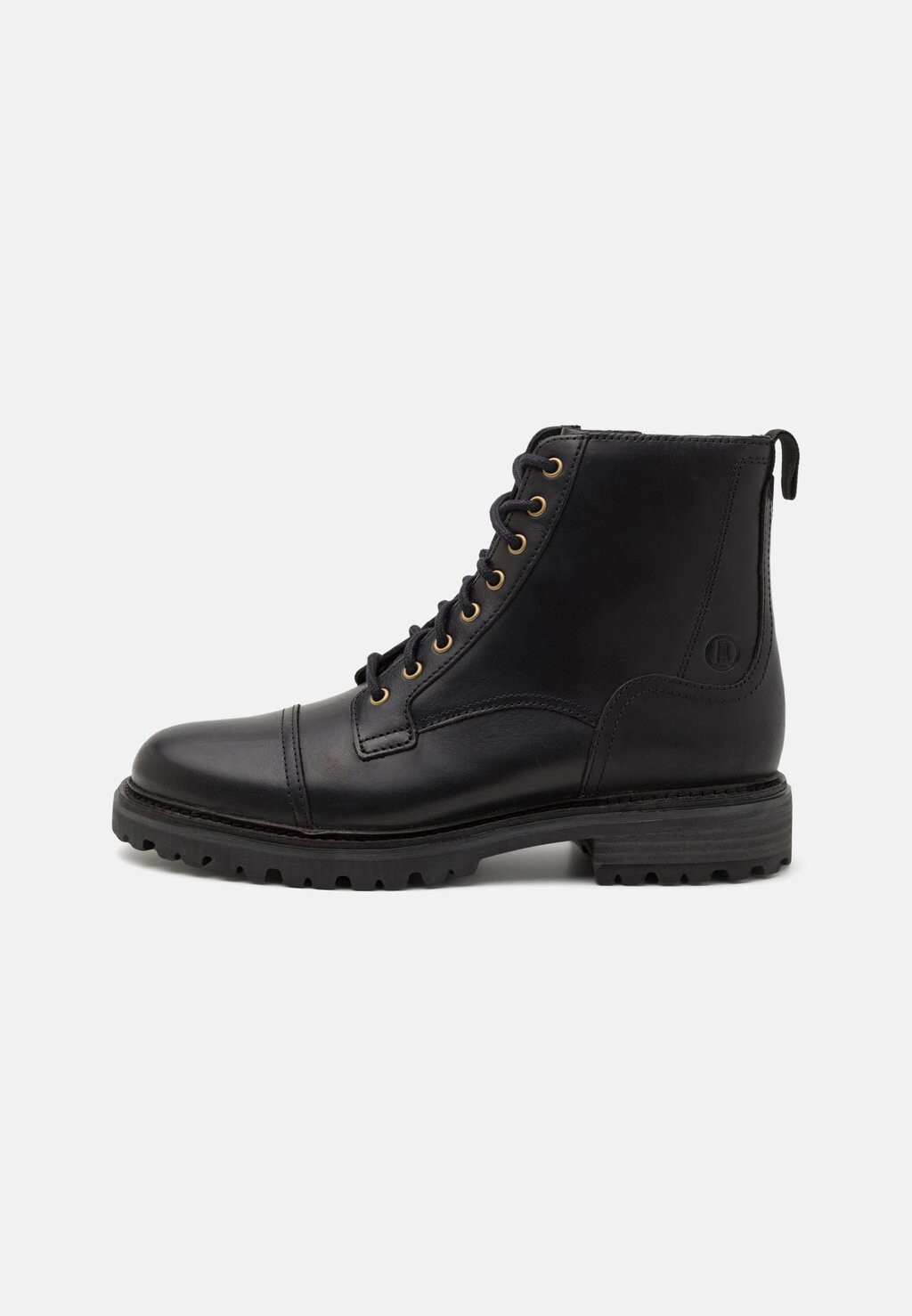 

Ботильоны на шнуровке CLARKRIDGE HI Clarks, черный