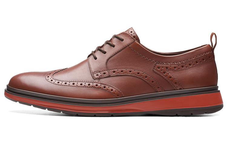 

Повседневные кожаные туфли мужские Low top Tan 261739367 Clarks, tan 261739367