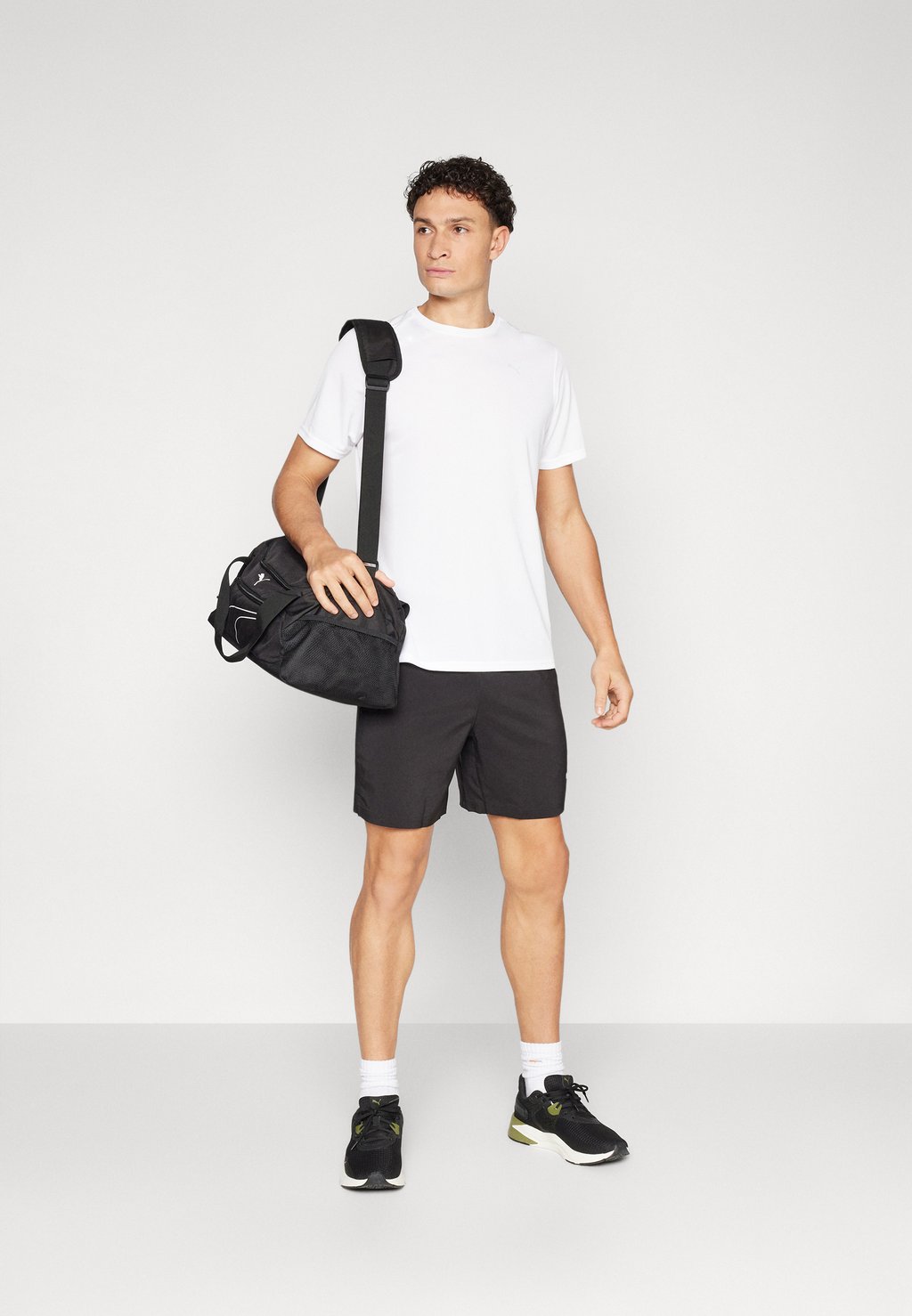 

Спортивные шорты TAD ESSENTIALS SHORT Puma, черный