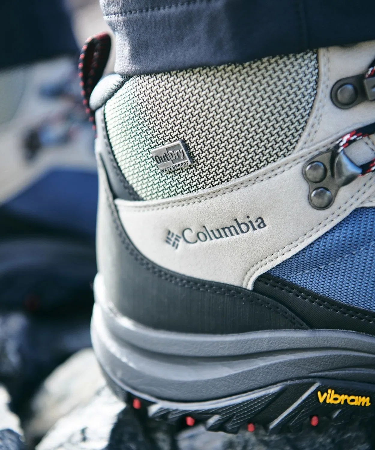 Треккинговые ботинки Columbia Steens Peak Outdry с мембраной Outdry, Vibram Megagrip, серые — фото 3