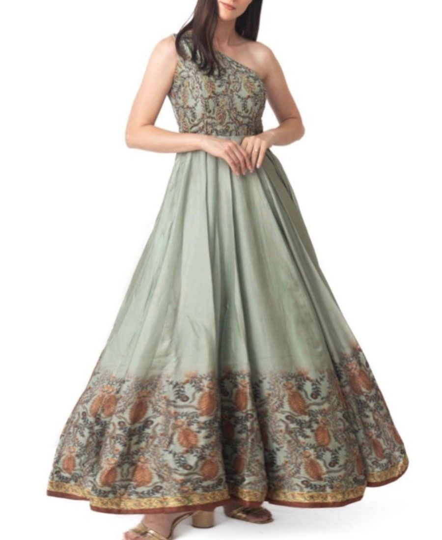 

Женское платье силуэта русалка с разноцветным поясом, украшенным стразами и зеркальными элементами RAAS, Green