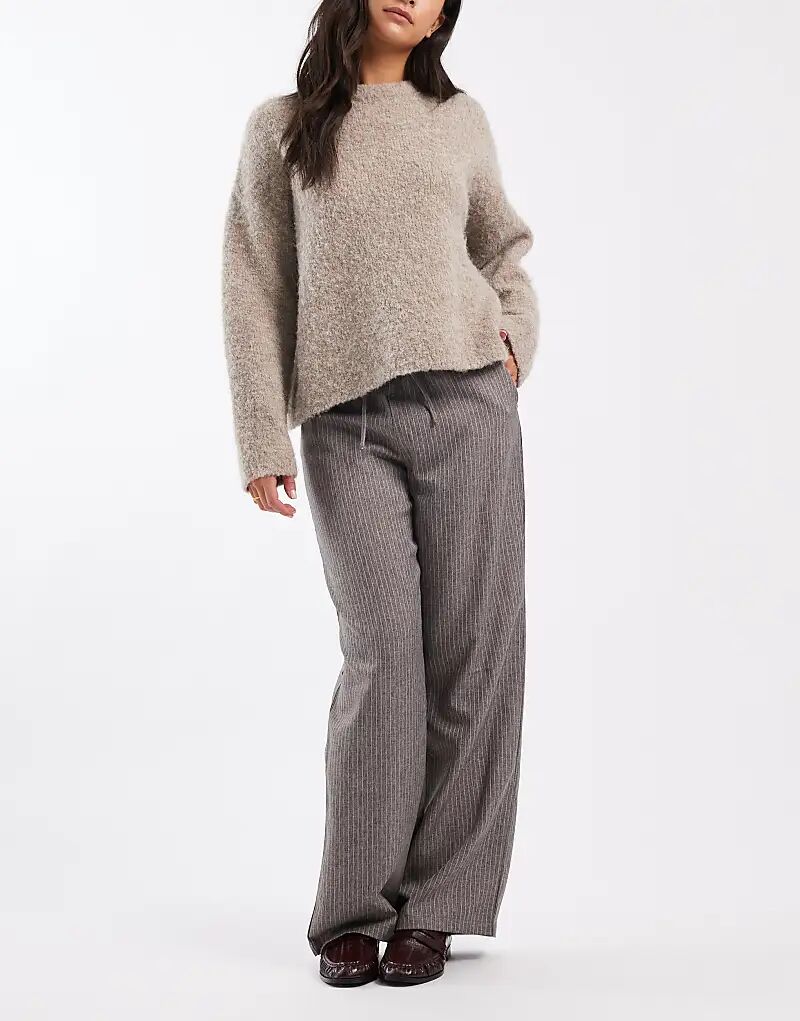 

ONLY широкие брюки в тонкую полоску серого цвета