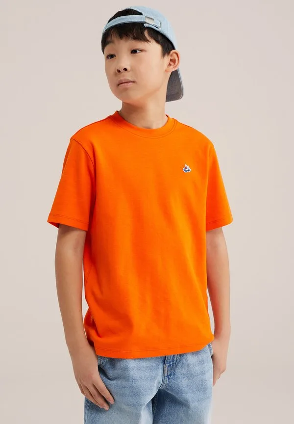 Простая футболка We Fashion, Bright Orange