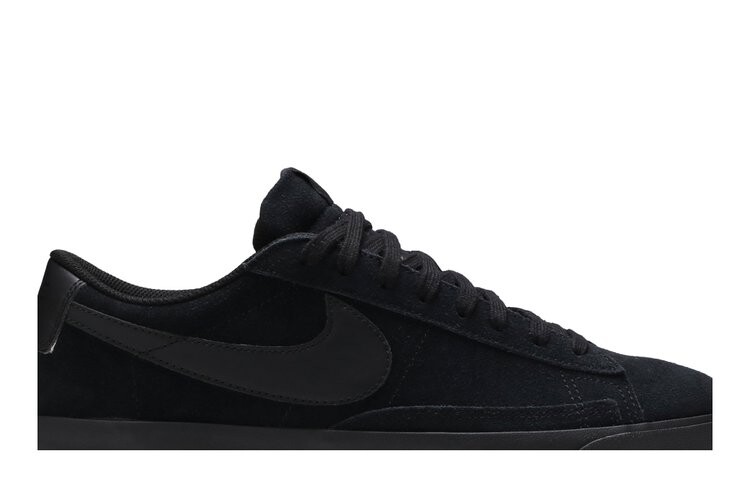 Кроссовки Nike Blazer Low LE 'Triple Black', черный — фото 2