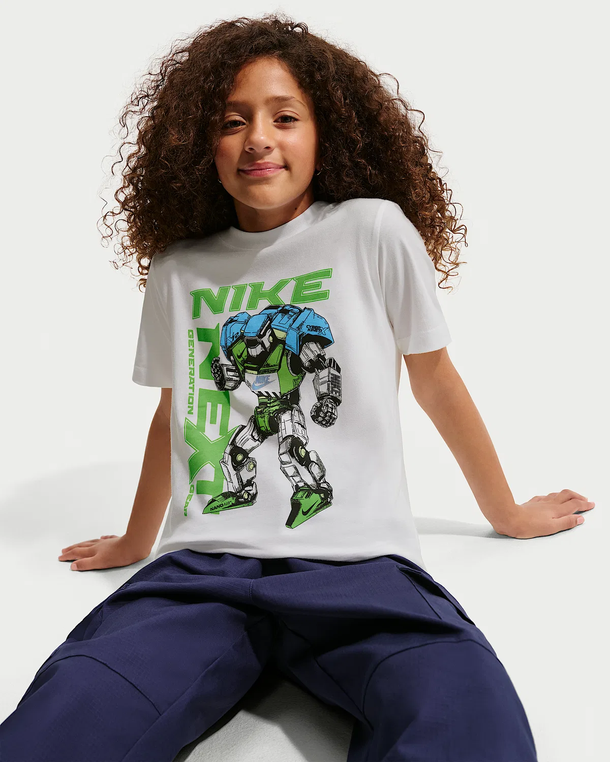 Детская футболка Nike Sportswear, White/Green/Blue/Green — фото 3