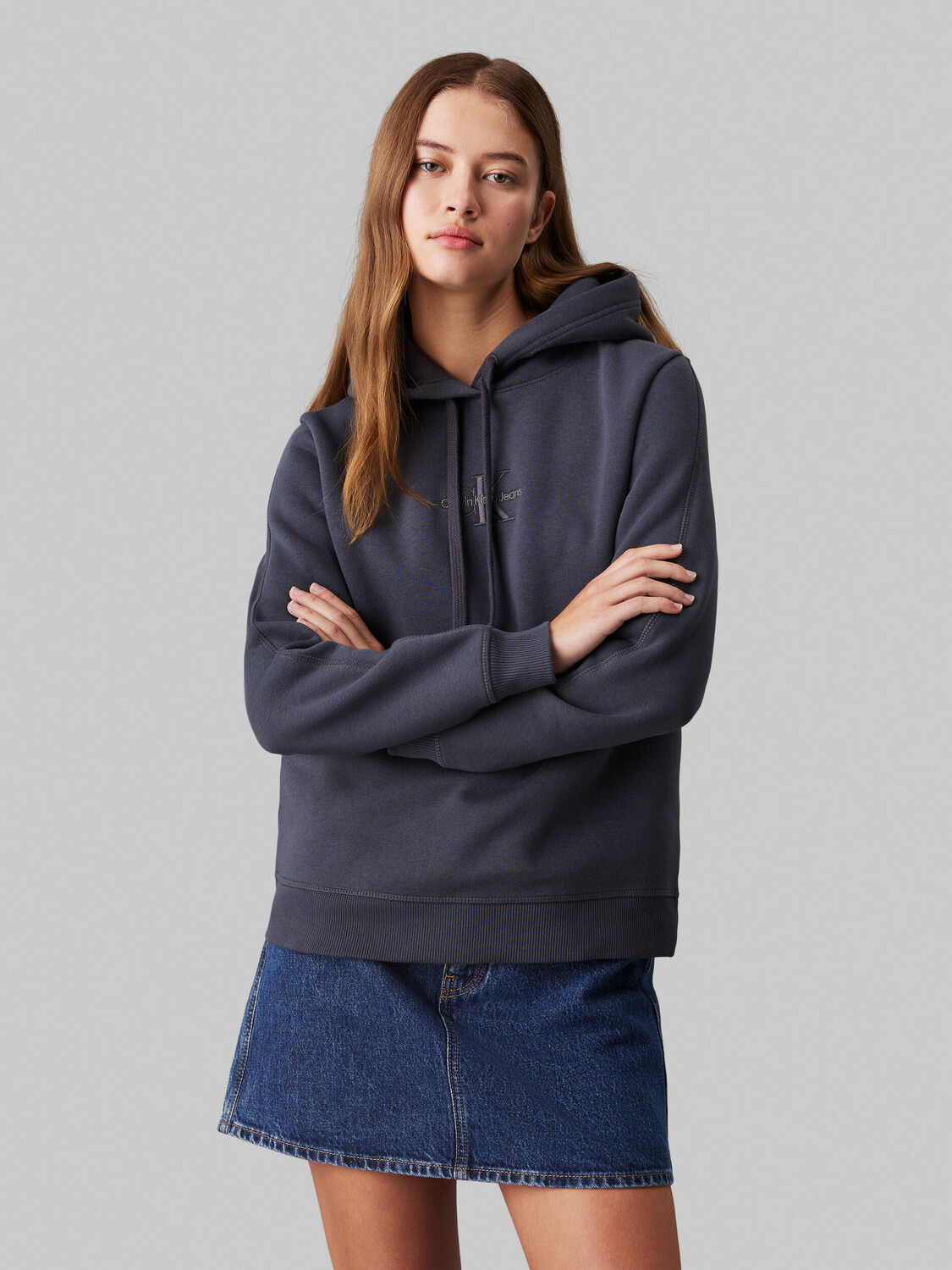 

Толстовка CALVIN KLEIN JEANS Regular Fit, темно-синий
