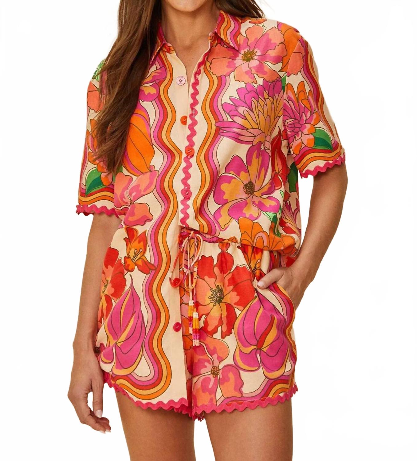 

Бежевая весенняя рубашка в оранжевом FARM Rio