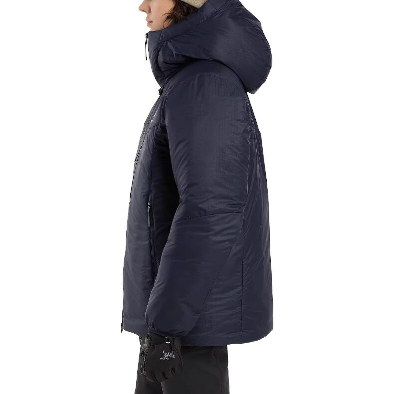 Женская стеганая куртка Arcteryx, цвет Blue-black/Black sapphire — фото 3