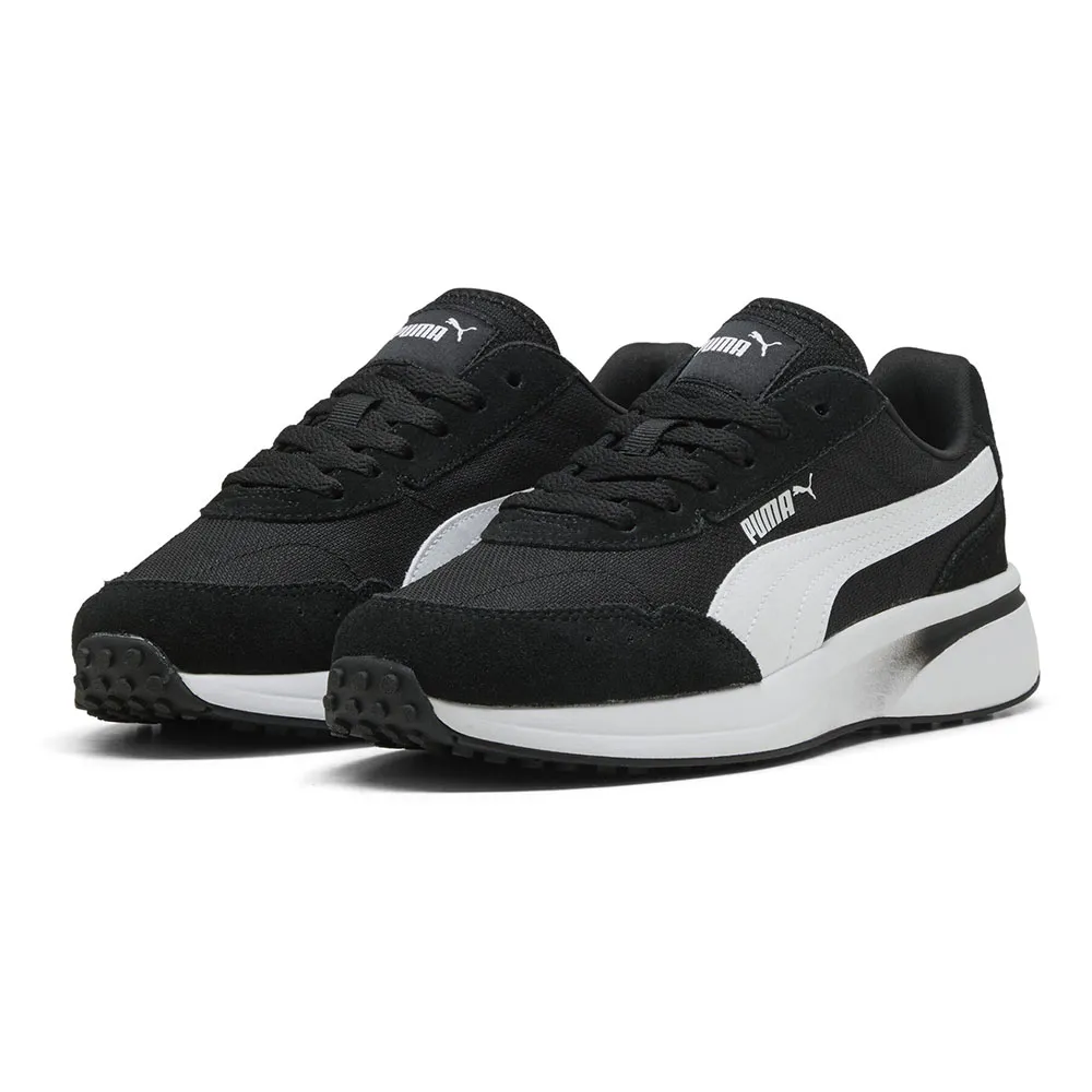 

Кроссовки Puma R78 Glance, черный