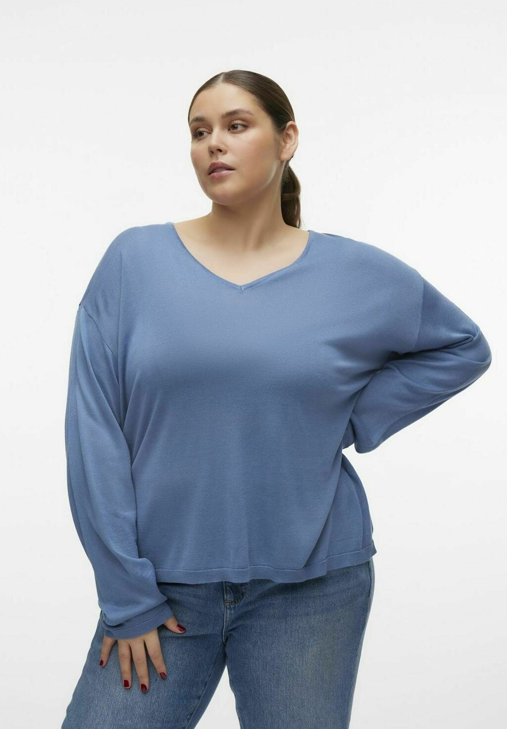 

Свитер вязаный VMCNOVA LS V-NECK GA NOOS CUR Vero Moda Curve, цвет coronet blue