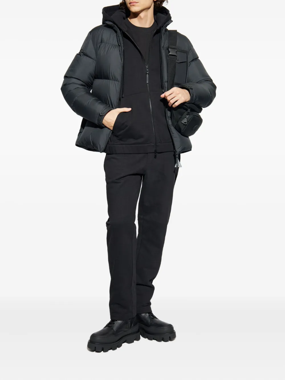 Спортивные брюки с нашивкой-логотипом Moncler, черный — фото 2