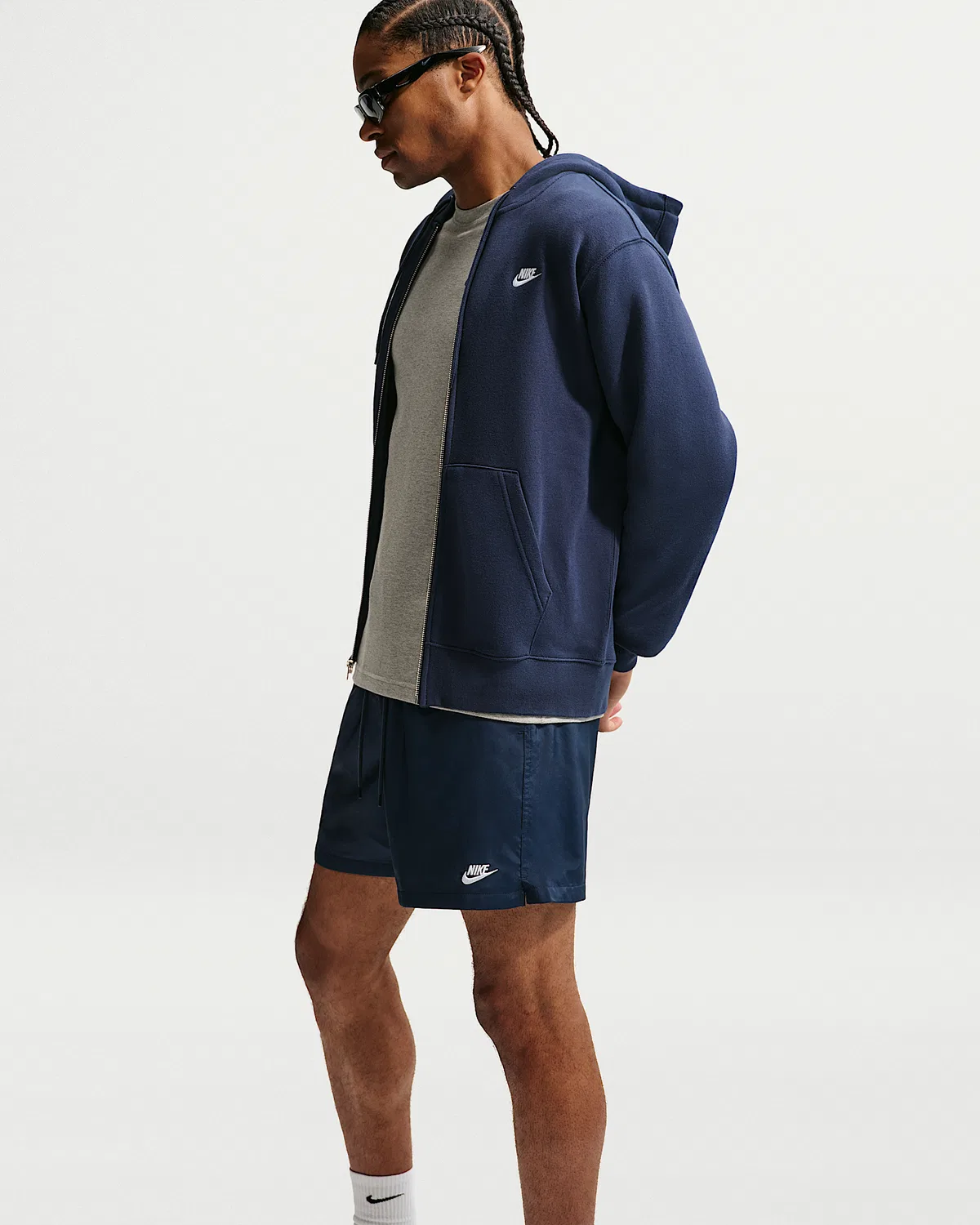 Мужские шорты Nike Club Woven Flow, Obsidian/White — фото 4