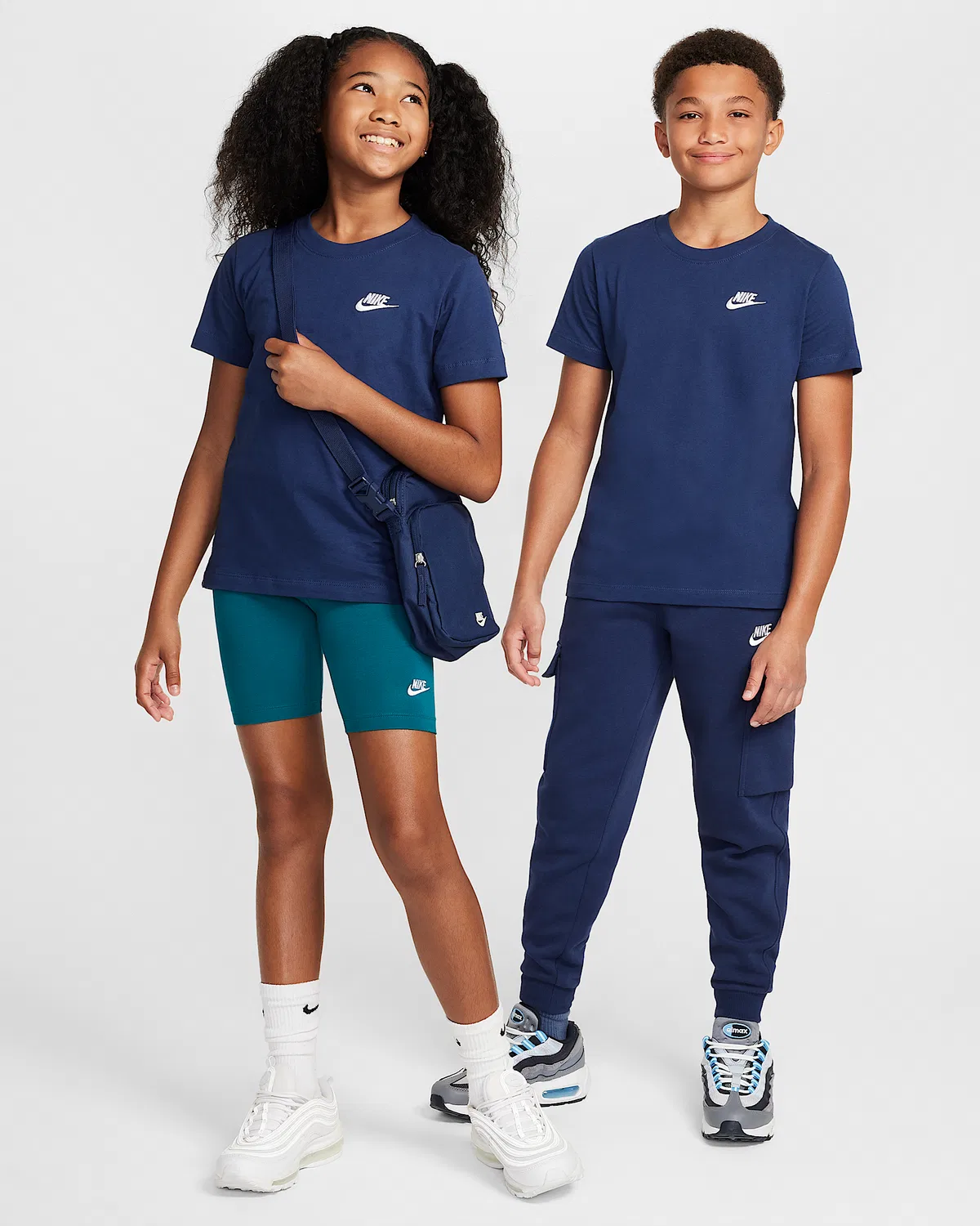 Детская футболка Nike Sportswear, Midnight Navy — фото 4