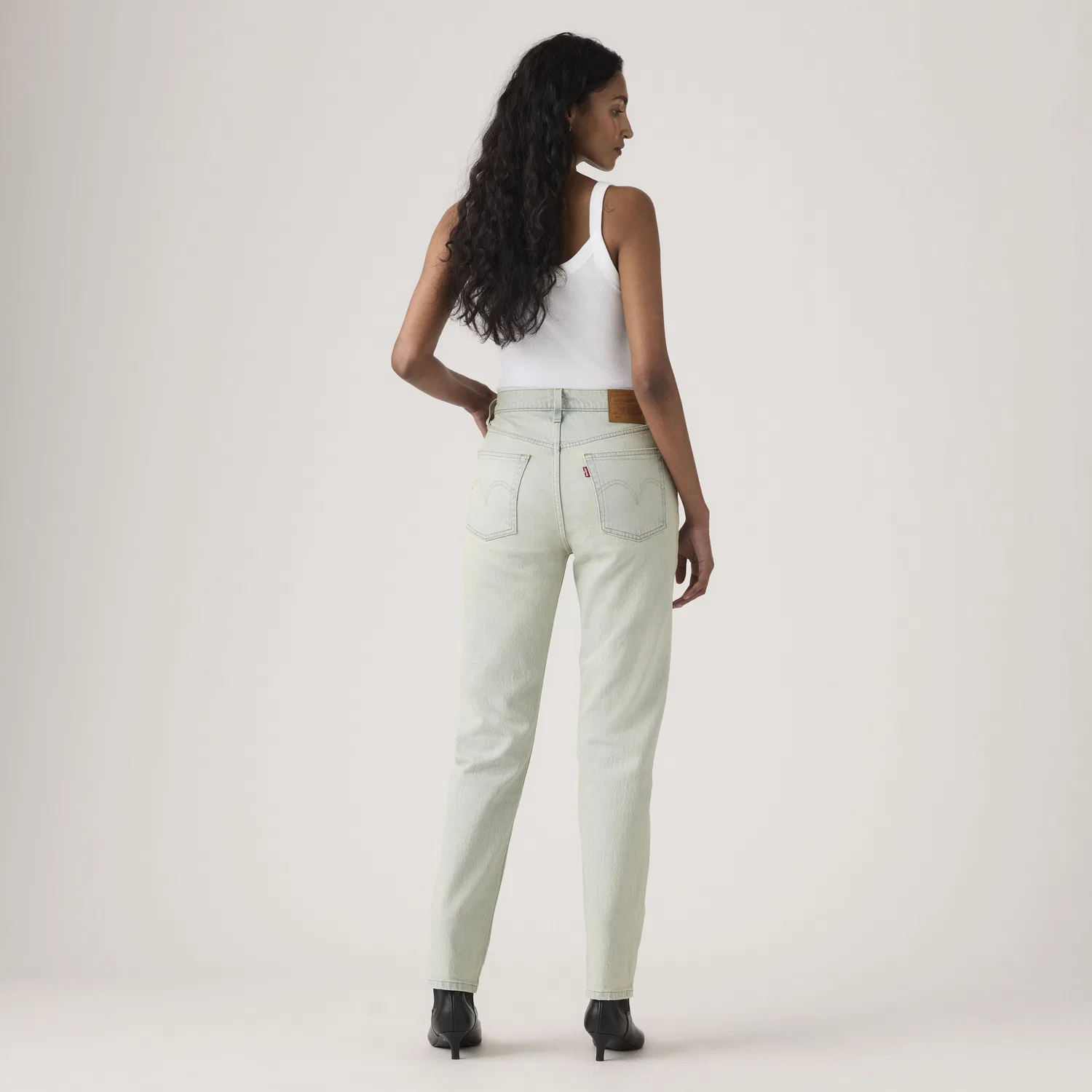 Джинсы Levi's 501 Original Fit, светло-синий (небесно-голубой) с эффектом винтажного высветления — фото 3