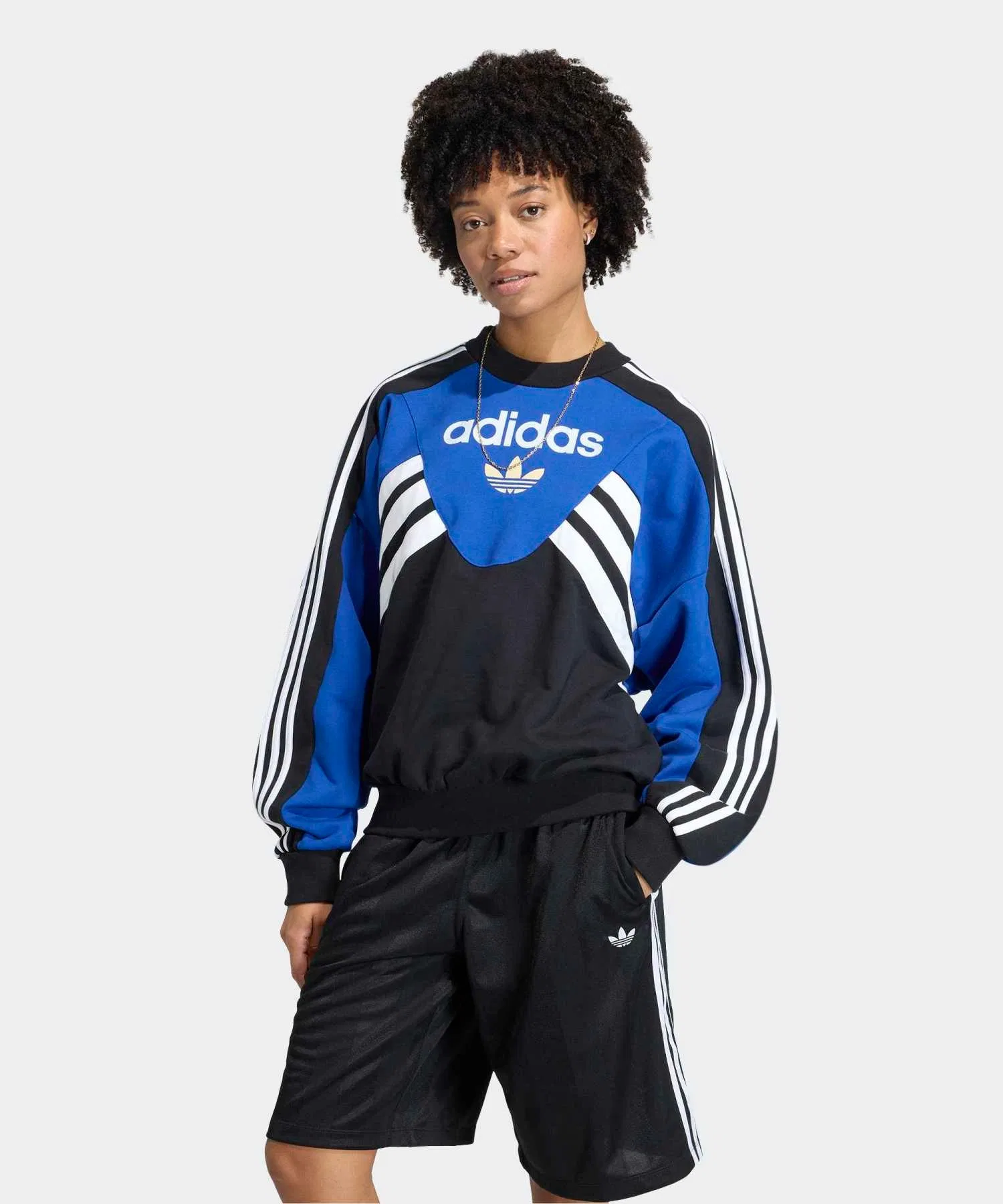 Свитшот с круглым вырезом и отложным краем / Кроссовки / adidas Originals