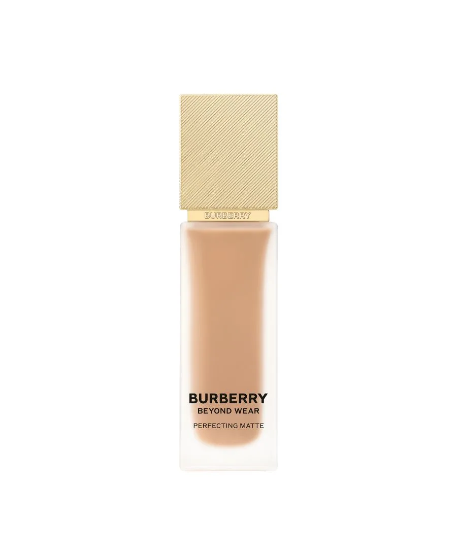 Тональный крем Beyond Wear Perfecting Matte Foundation, 1 унция Burberry, 85 Medium Cool