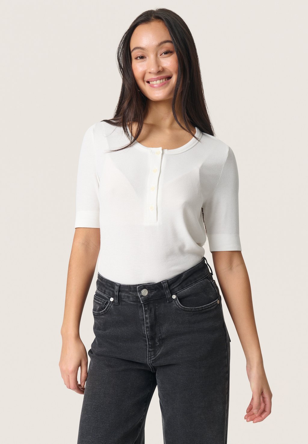 

Базовая футболка IDA TEE Soaked in Luxury, белый