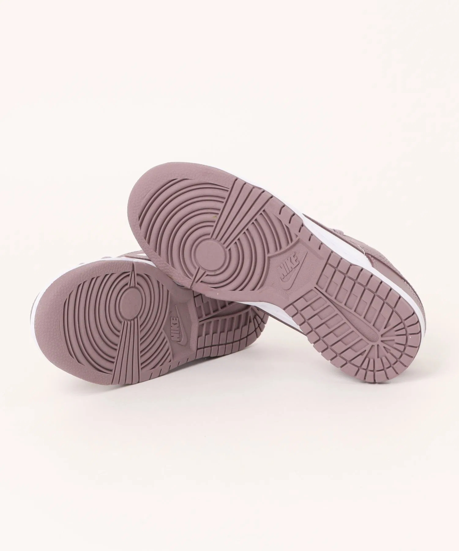 Мужские кроссовки NIKE DUNK LOW RETRO фиолетовые — фото 3