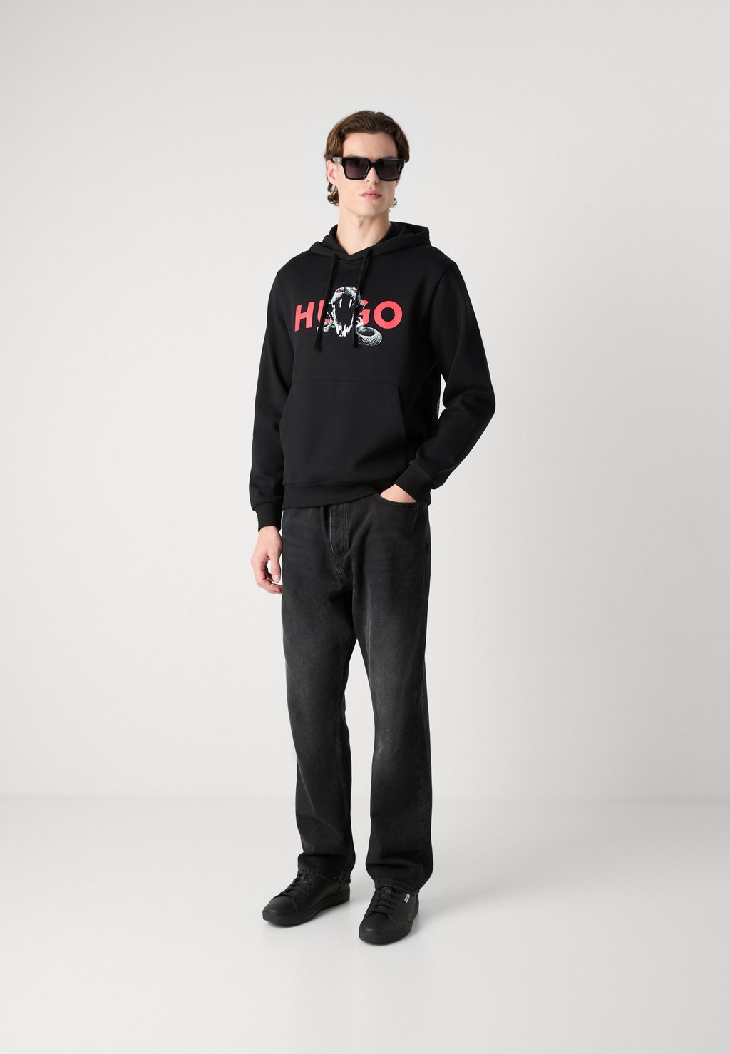 

Толстовка с капюшоном DUELEYO HUGO, черный