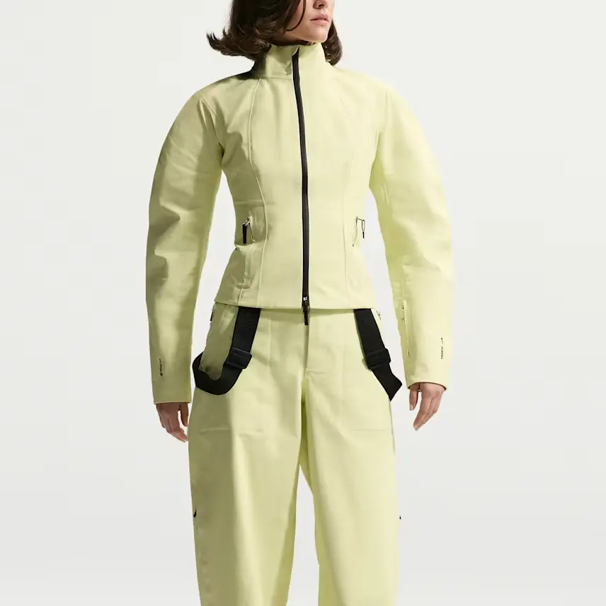 Женская куртка Jacquemus GORE-TEX Nike, светлый lemon желтый зеленый — фото 3
