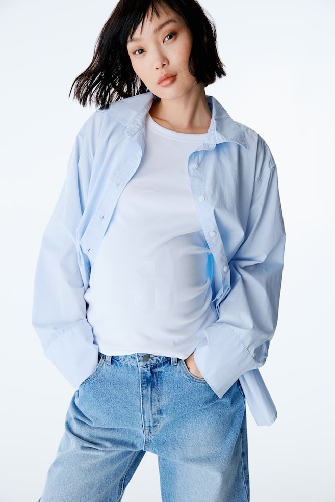 

Мама до и после поплиновой блузки H&M, голубой