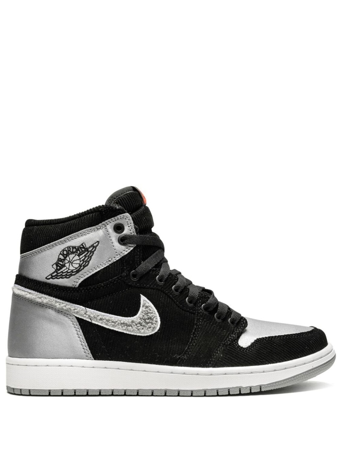 

Кроссовки Jordan Air Jordan 1 Retro, серый/черный
